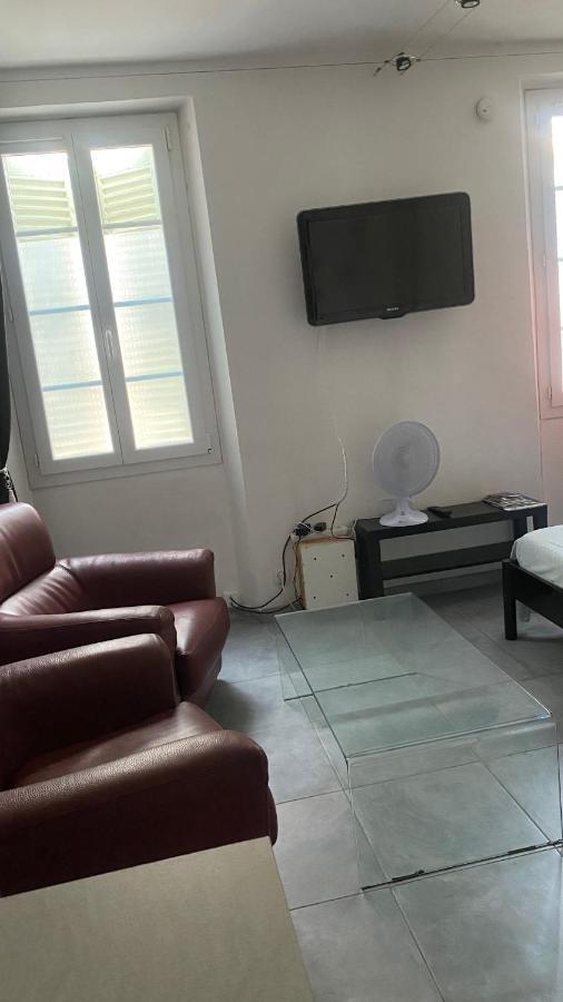 Le Suffren studio meublé Tolone Esterno foto