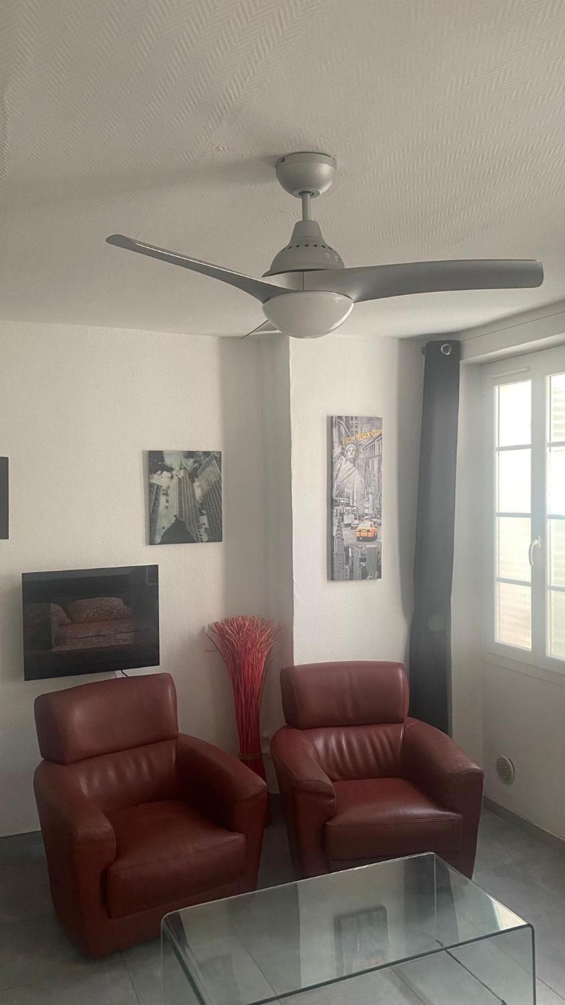 Le Suffren studio meublé Tolone Esterno foto