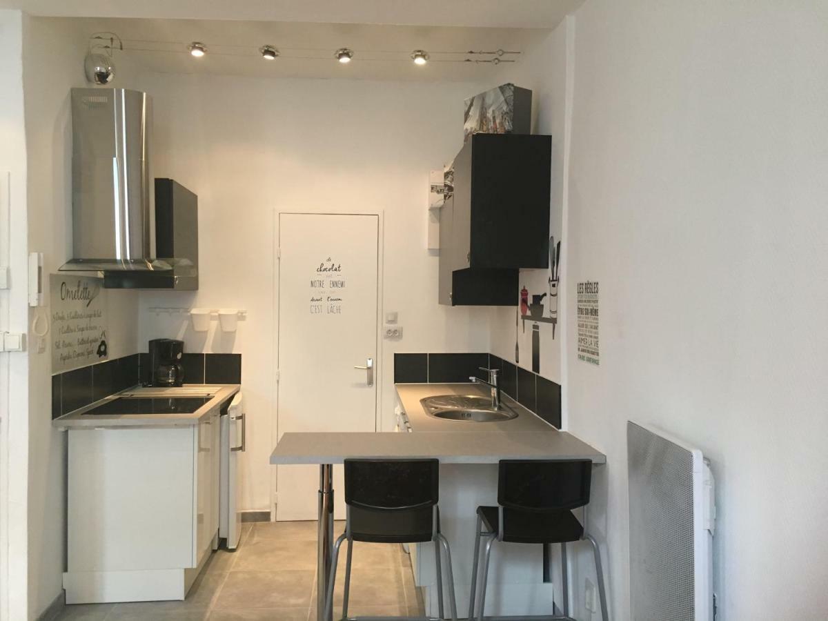 Le Suffren studio meublé Tolone Esterno foto