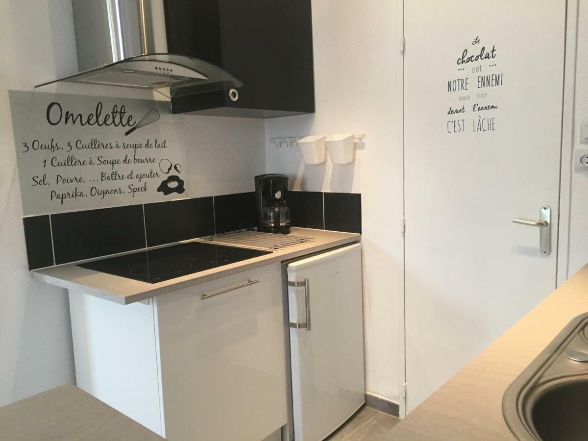 Le Suffren studio meublé Tolone Esterno foto
